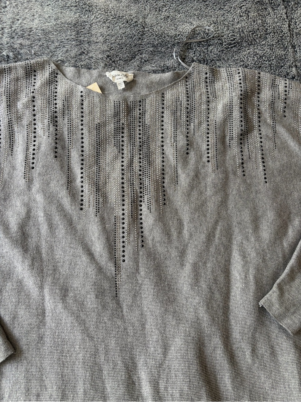 Sweater Subcategory Classification - Picture 6 of 9